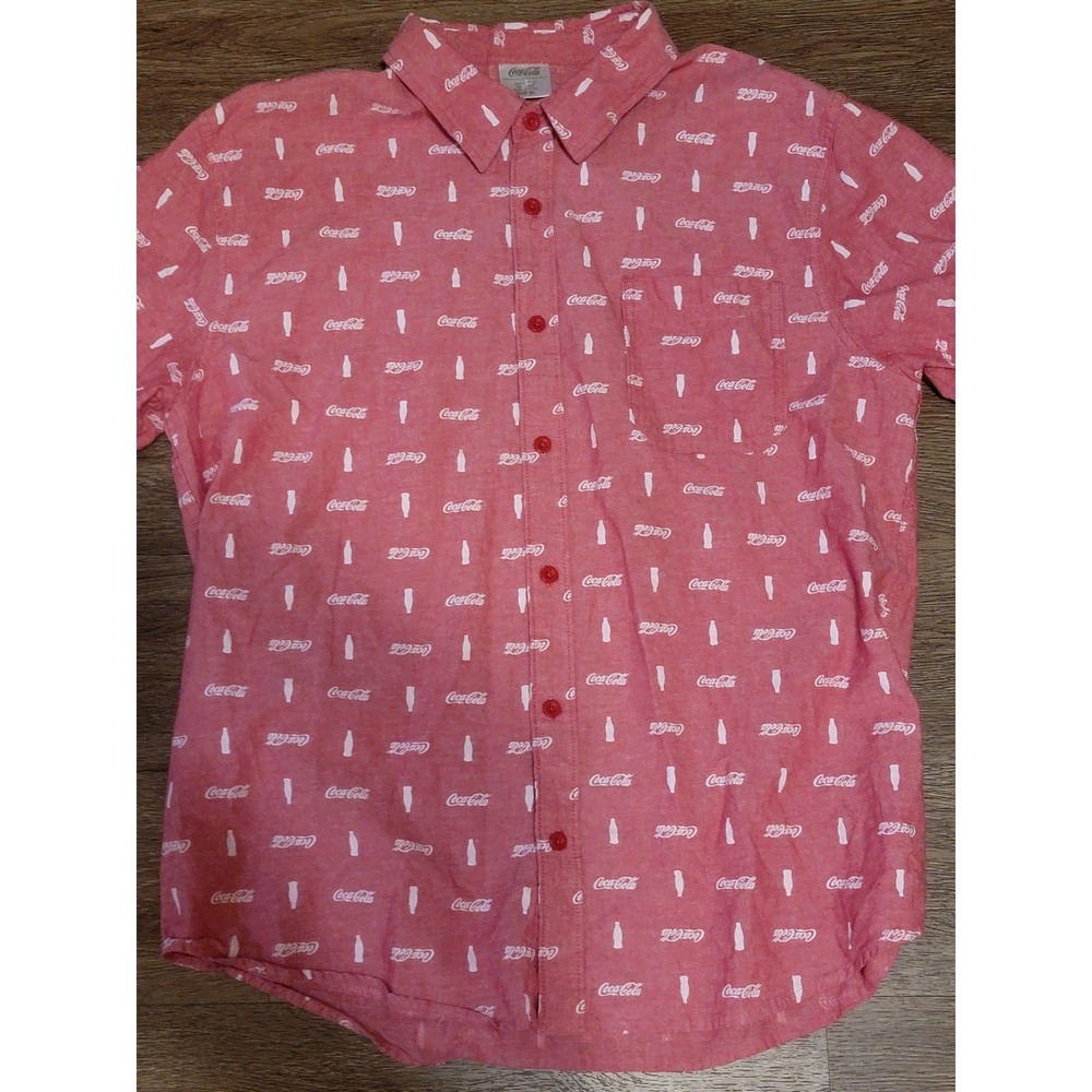 VINTAGE COCA-COLA LIGHT RED & WHITE‎ PRINT BUTTON UP SHORT SLEEVE SHIRT SIZE XL